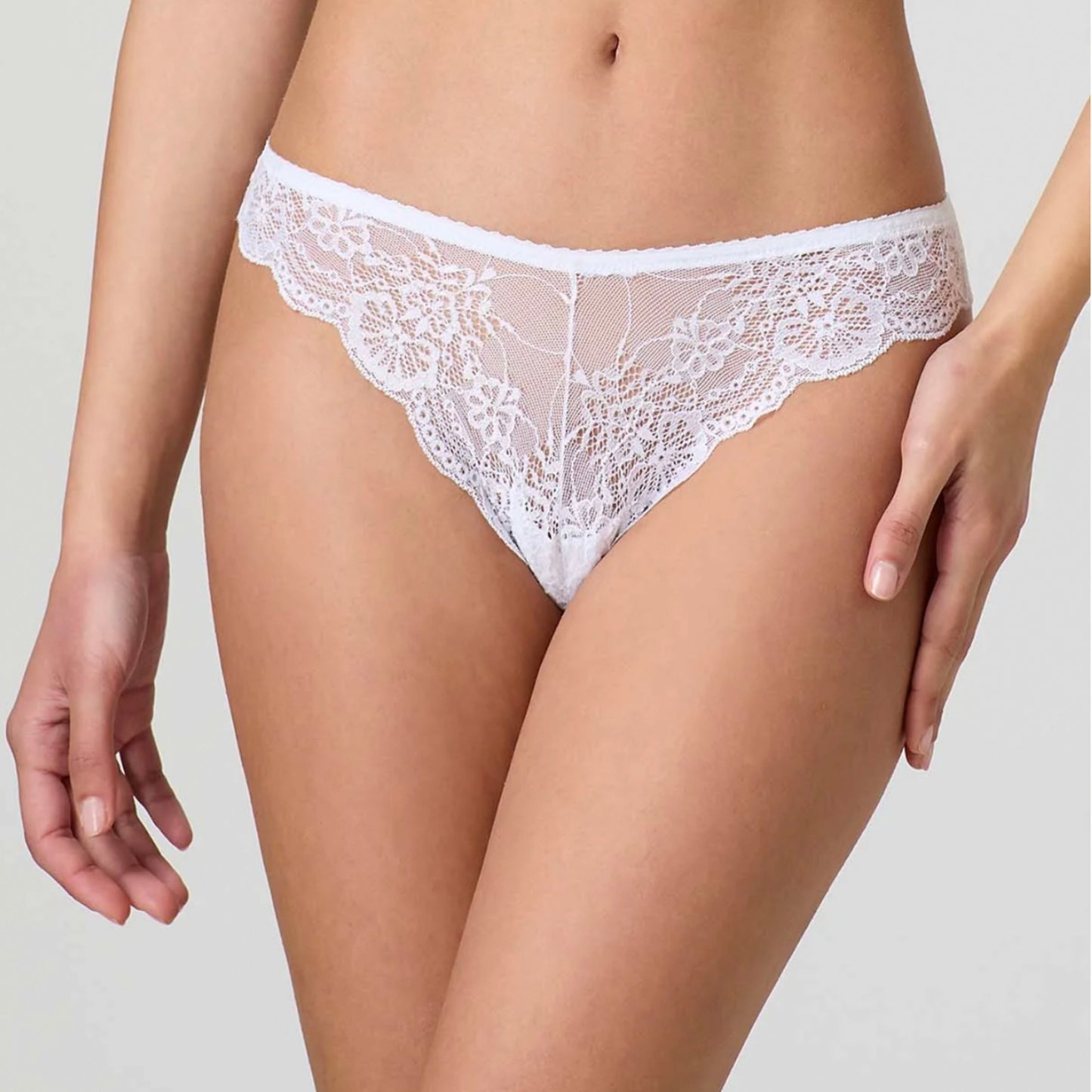 Slip brasiliana in pizzo trasparente JADEA - 1628